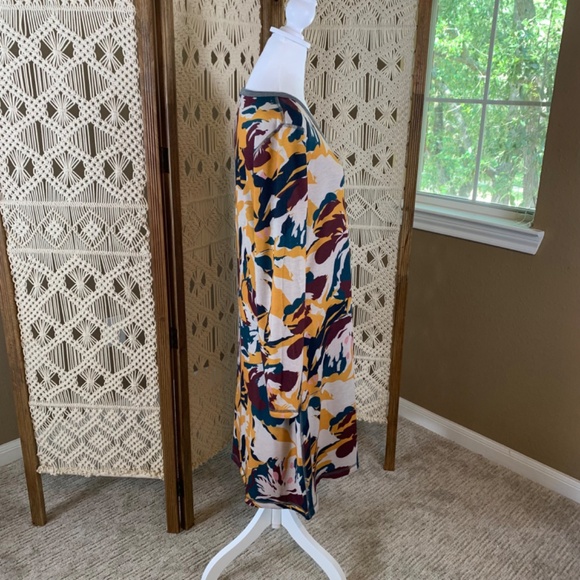 Laila‎ Ali Dress in Floral long sleeves soft jersey knit Large NWT - Picture 4 of 7